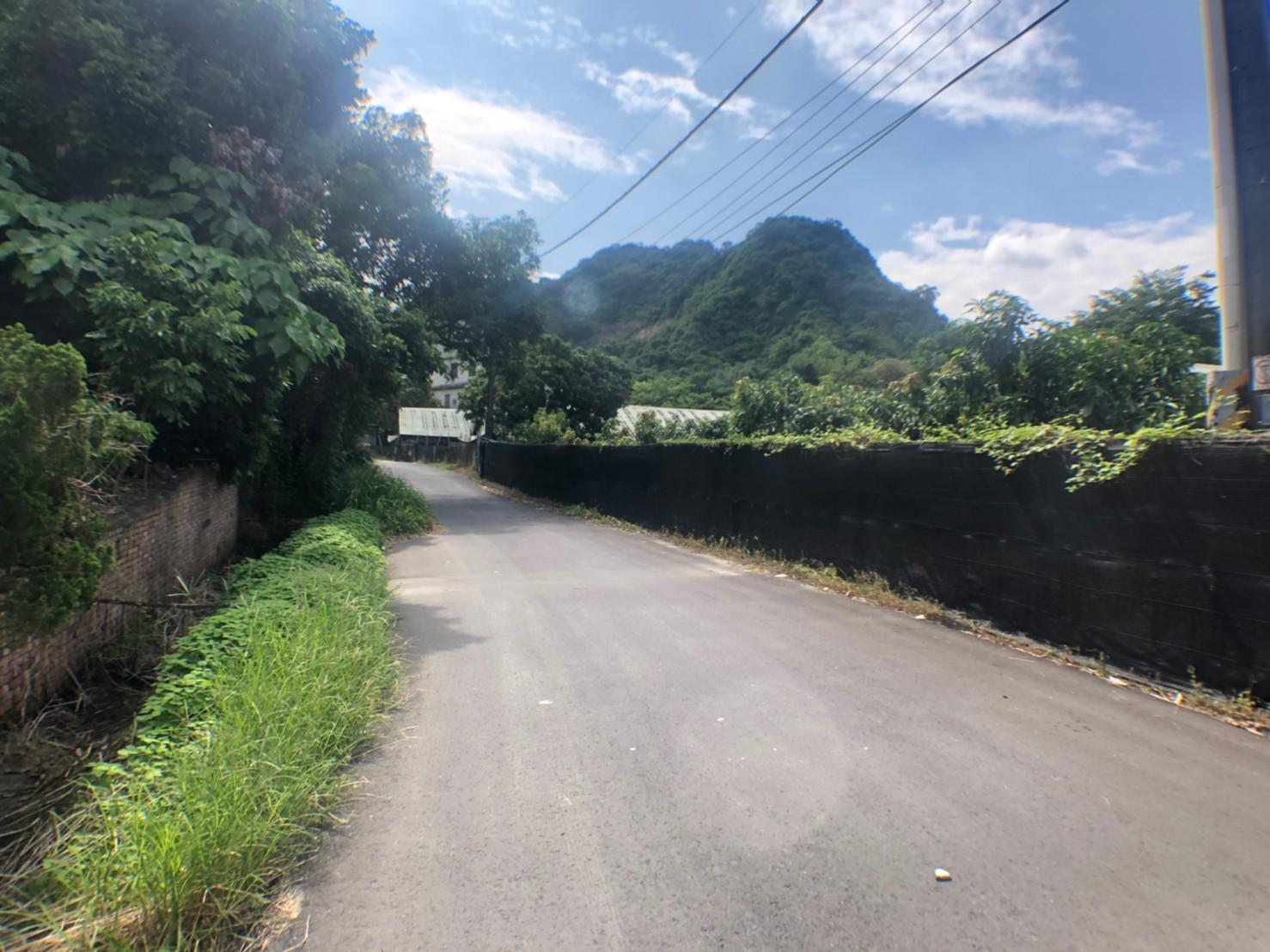 大社觀音山鄰路農地