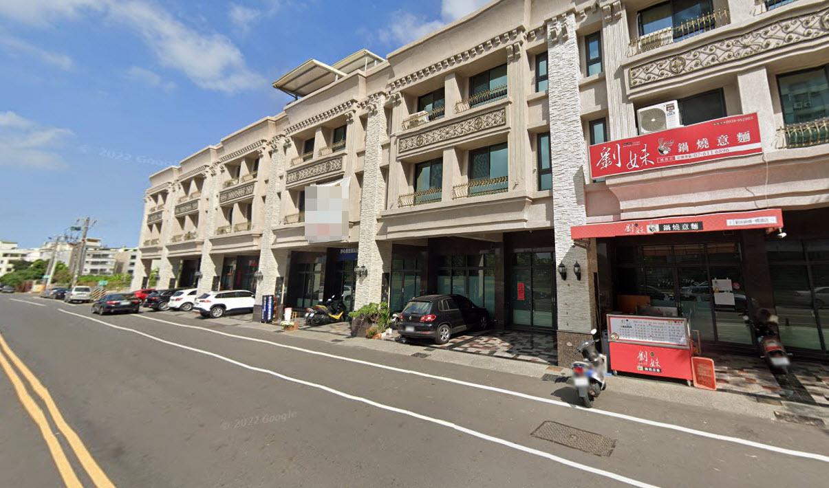 近楠梓都會公園*15米路全新大店面