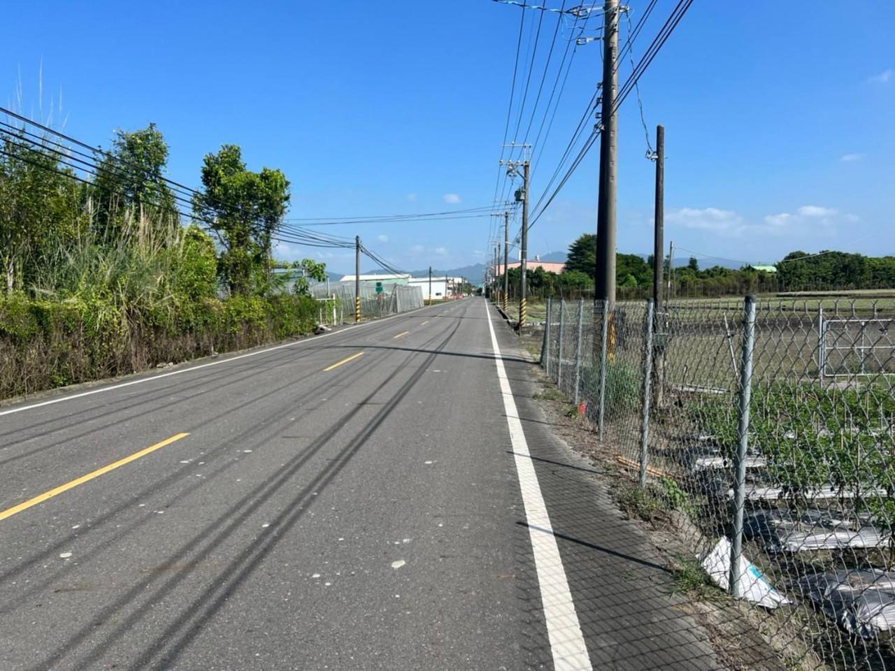 美濃臨中正路三段10米道路上／大面寬約5分漂亮大農地