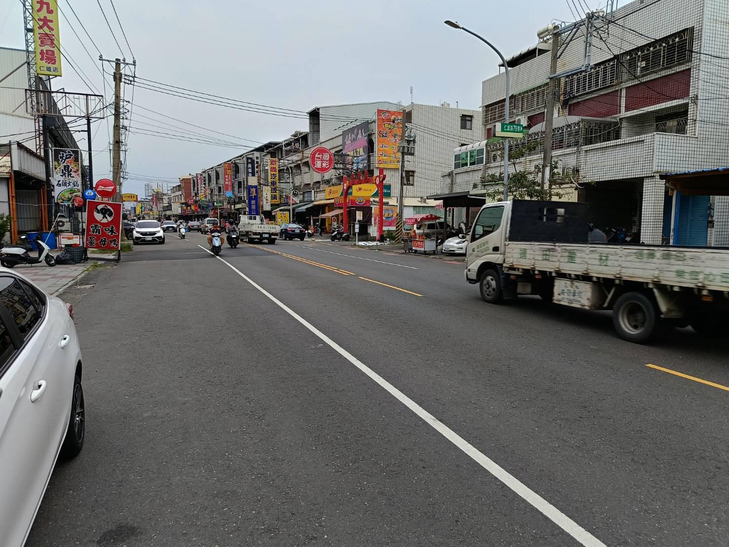 仁武區仁雄商圈聚財地段翻新透天店面