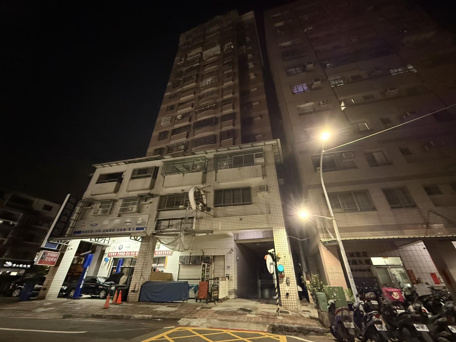 文藻/金獅湖市場-10米巷大面寬1+2樓店住