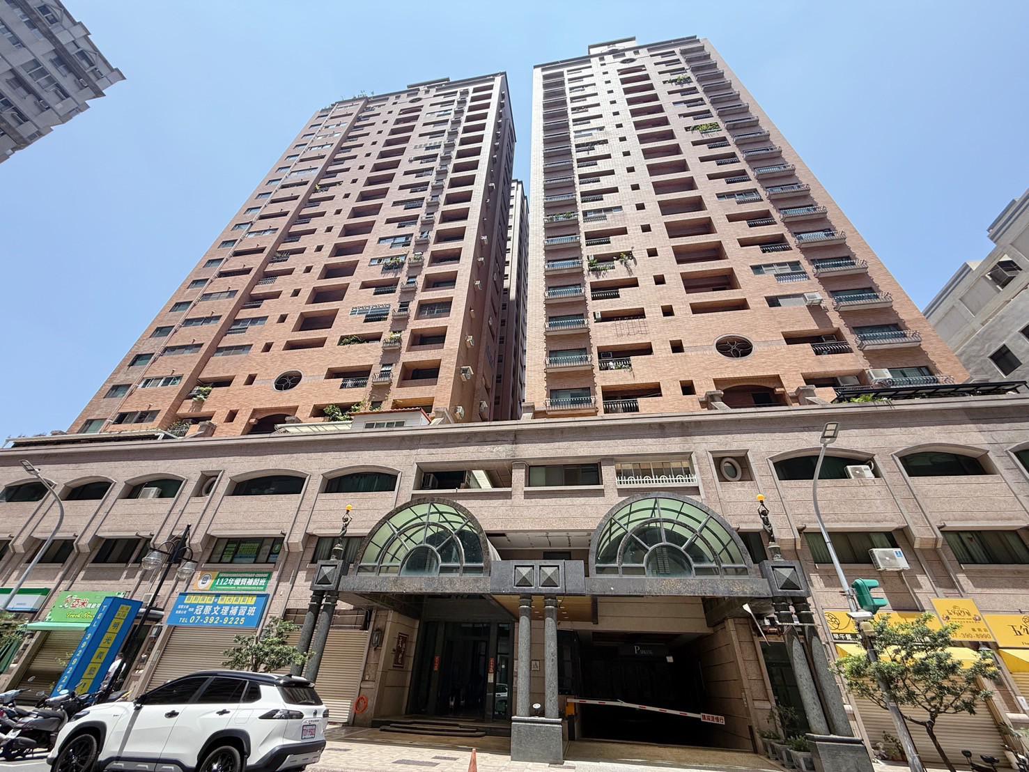 陽明國中/文學院-南北座向｜採光美四房附車位