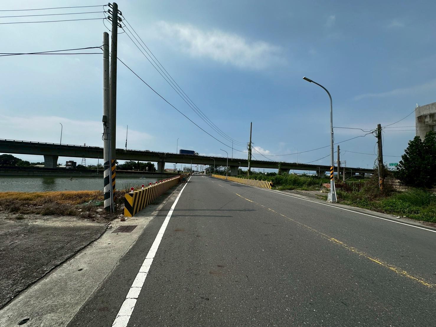 快來買路竹高雄科技園區交流道旁漂亮農地！