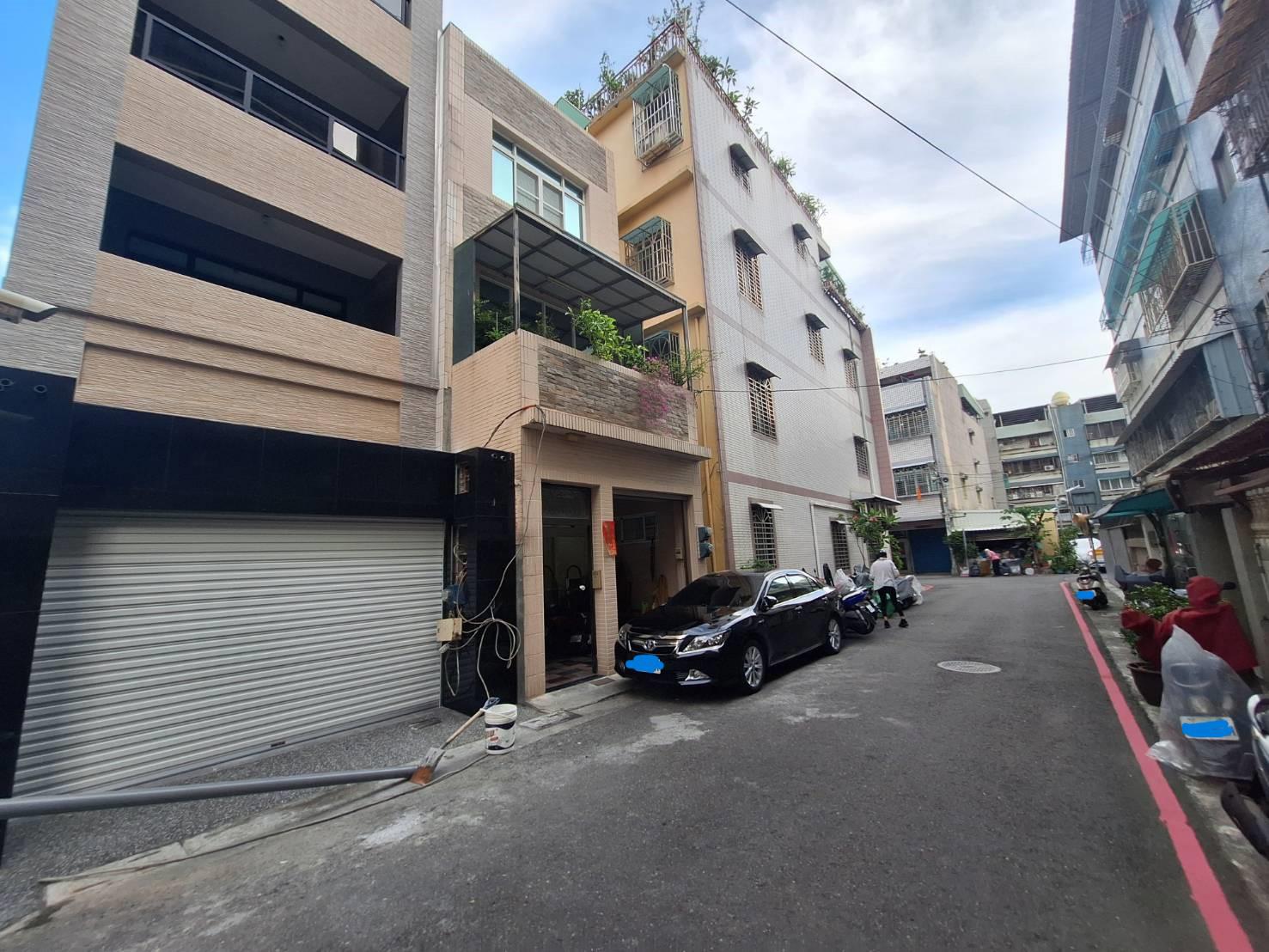 近衛武營~正義商圈全新完工雙車電梯5樓透天