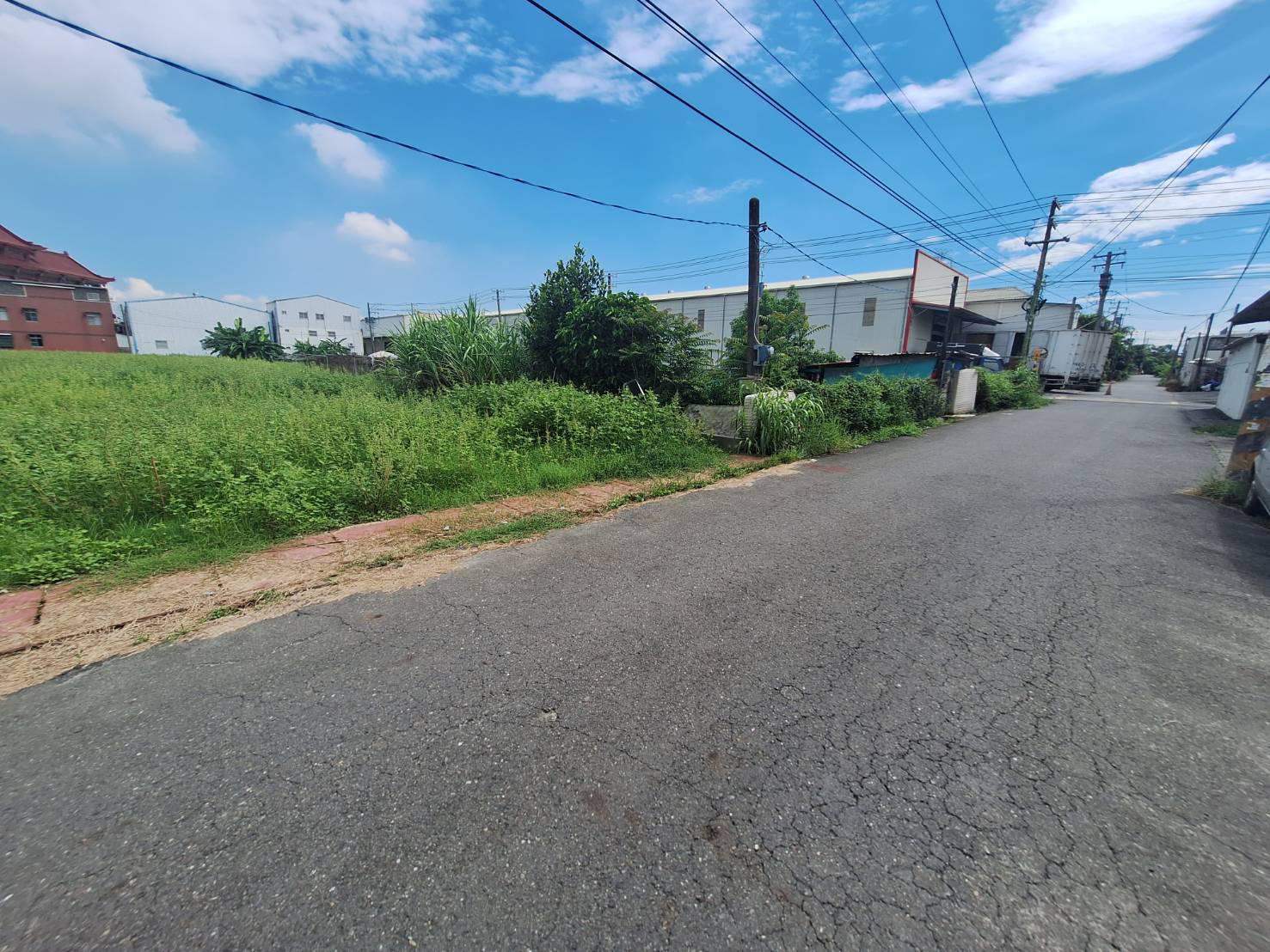 仁武近鳳仁路拷潭方正都市計劃内農地