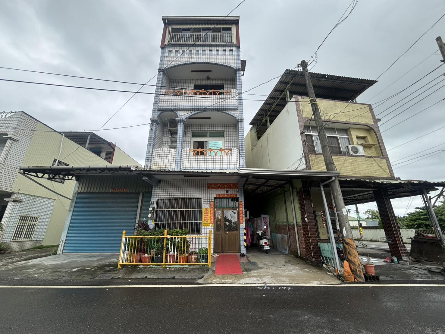 里港近餛飩名店獨棟大面寬正三樓店住