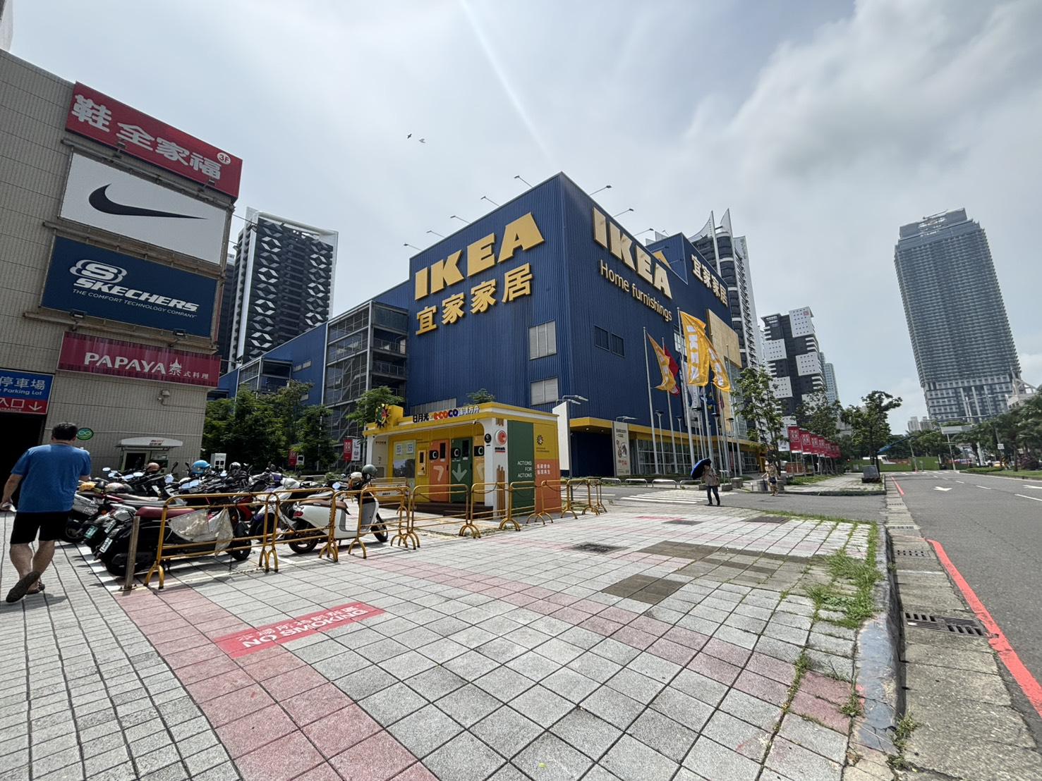中華好市多/君毅社區面寬19米現收租金店面