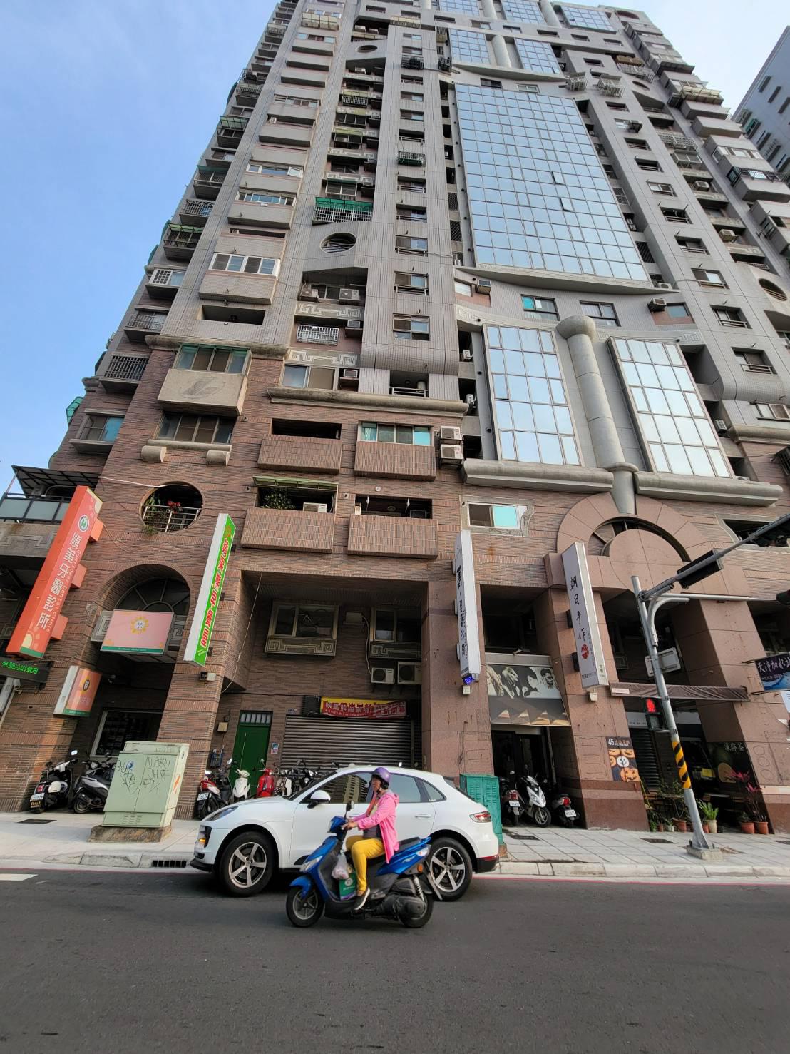 再降價農16??1樓店面2+3樓溫馨3房