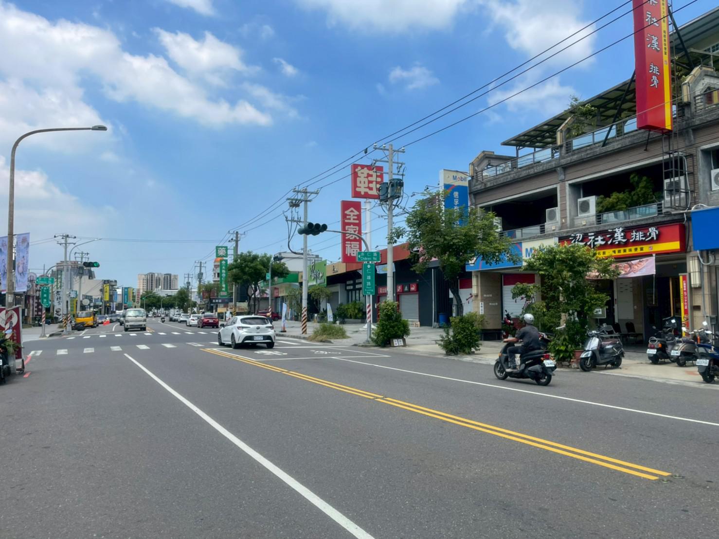 仁雄商圈正仁雄路上五套房黃金透店