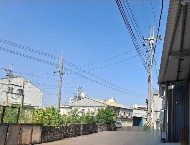A贏超俗近大社工業區黃金三角窗漂亮農地