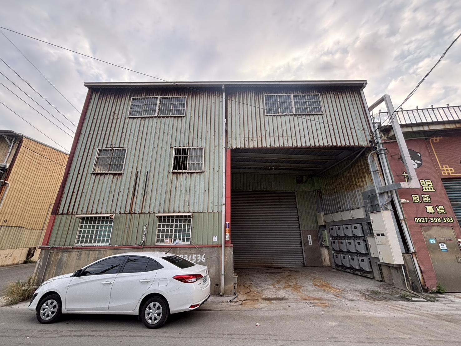 林園百坪甲種工業用地可設營登有天車大廠房