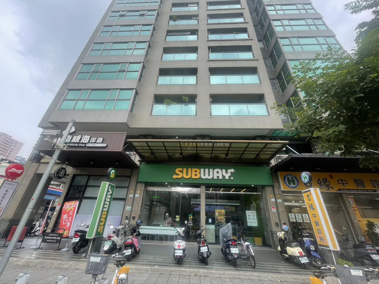 三多觀光商圈地段超值醒目商五雙店面