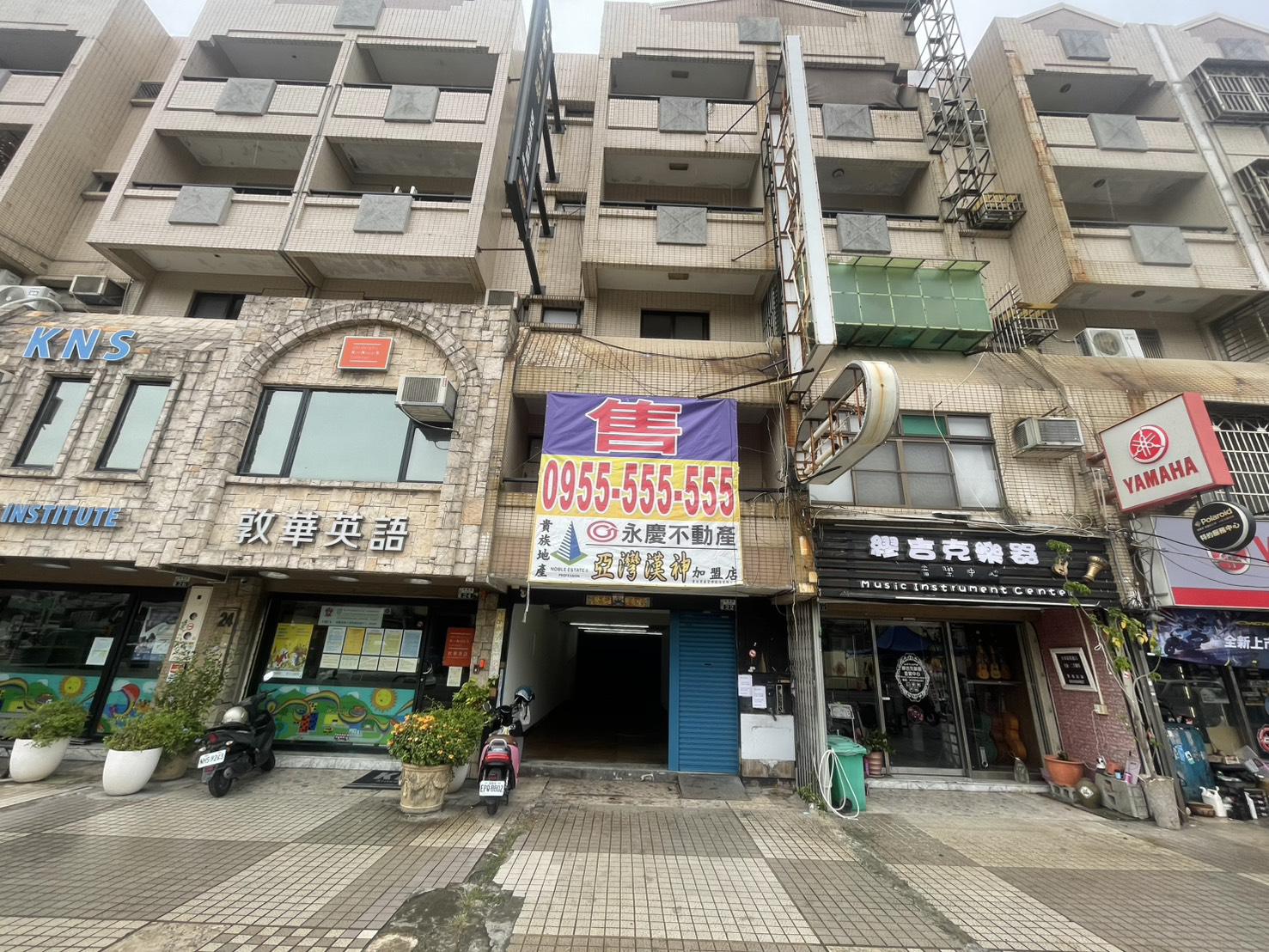 澄清湖近建工商圈黃金店面透天+雙車位