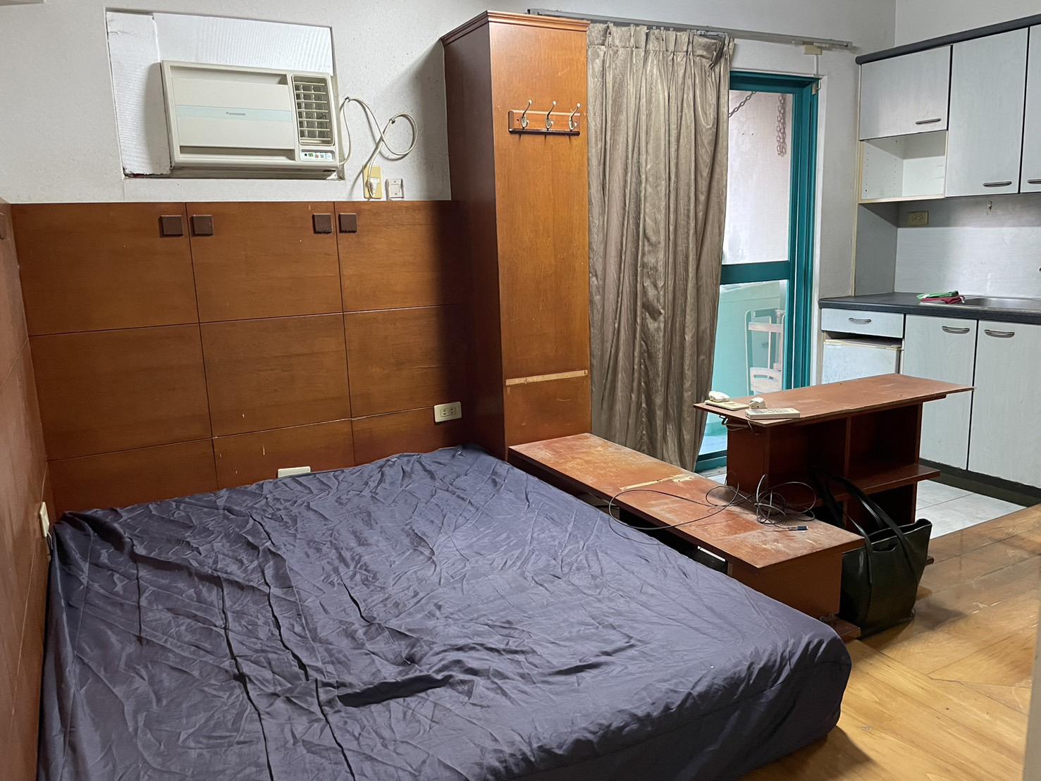 巨蛋捷運站文忠精美套房衛浴開窗