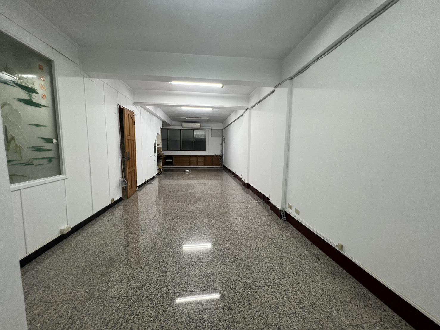 捷運前金站2+3樓分租透天