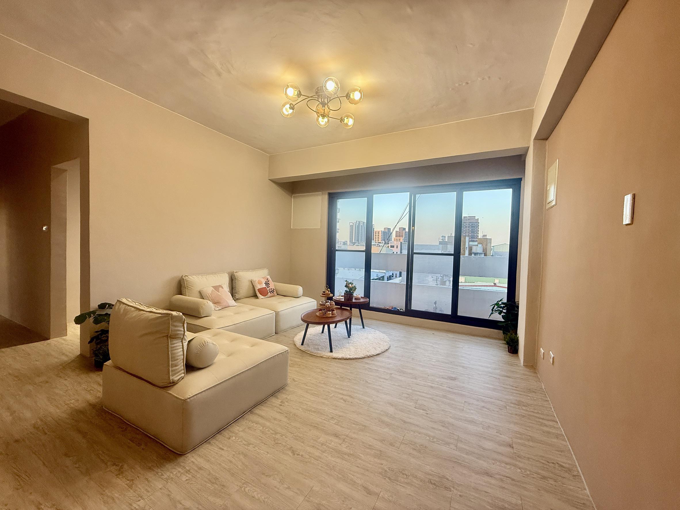 低總價近文山特區全新整理法式輕奢3房靓寓