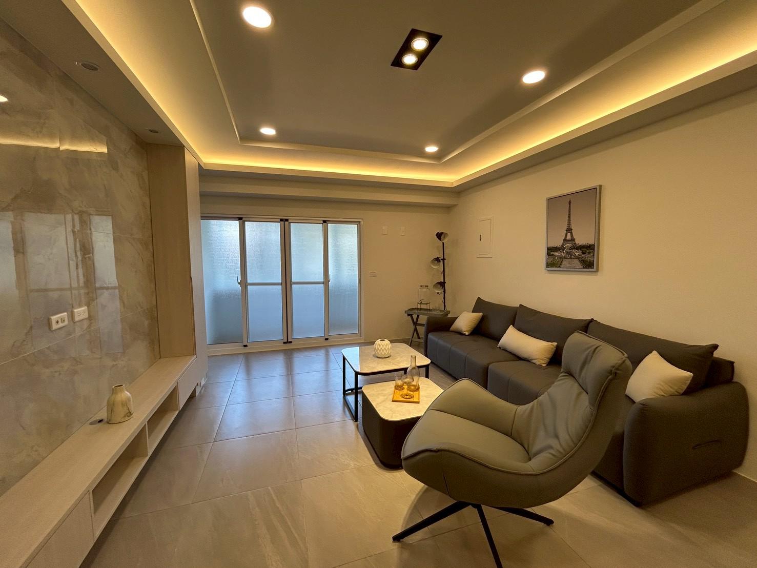 巨蛋&瑞豐商圈雙主臥精緻美四房車位房車位