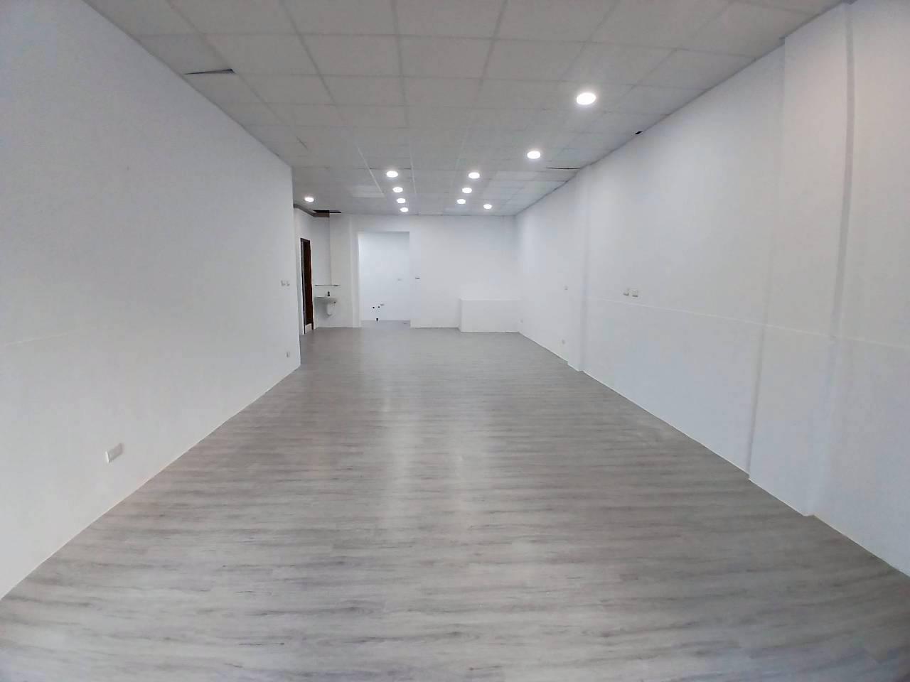 近科工館/台鐵輕軌/一樓大面寛騎樓黃金店面