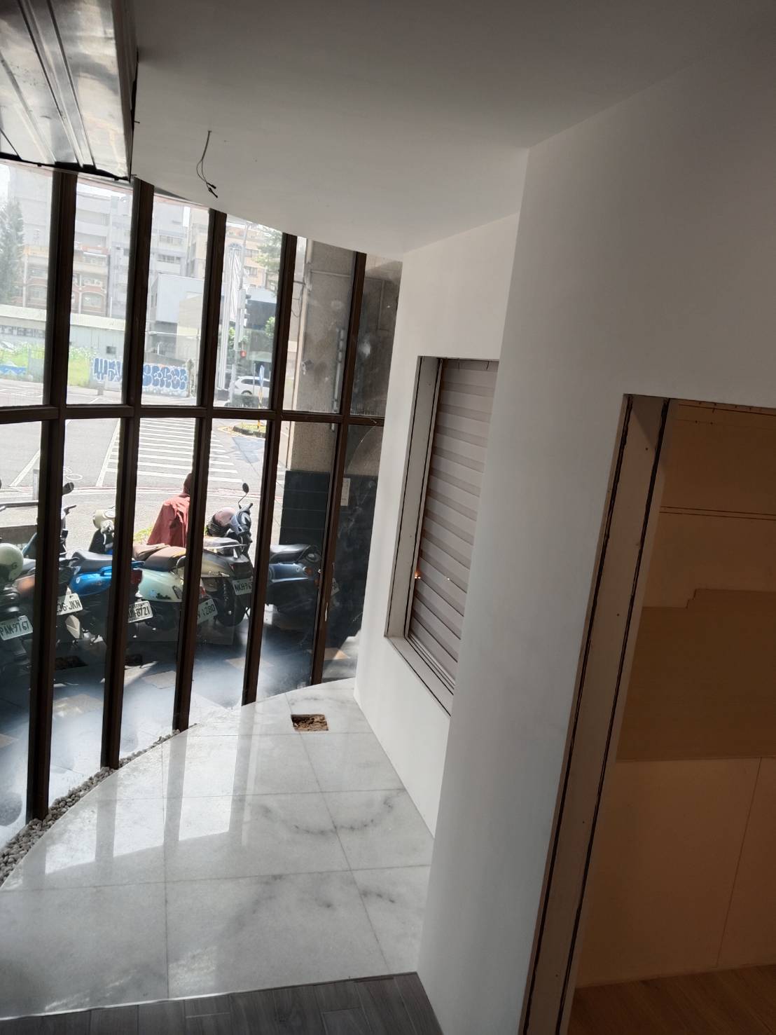 20251128102301814239.jpg 340244_0.jpg