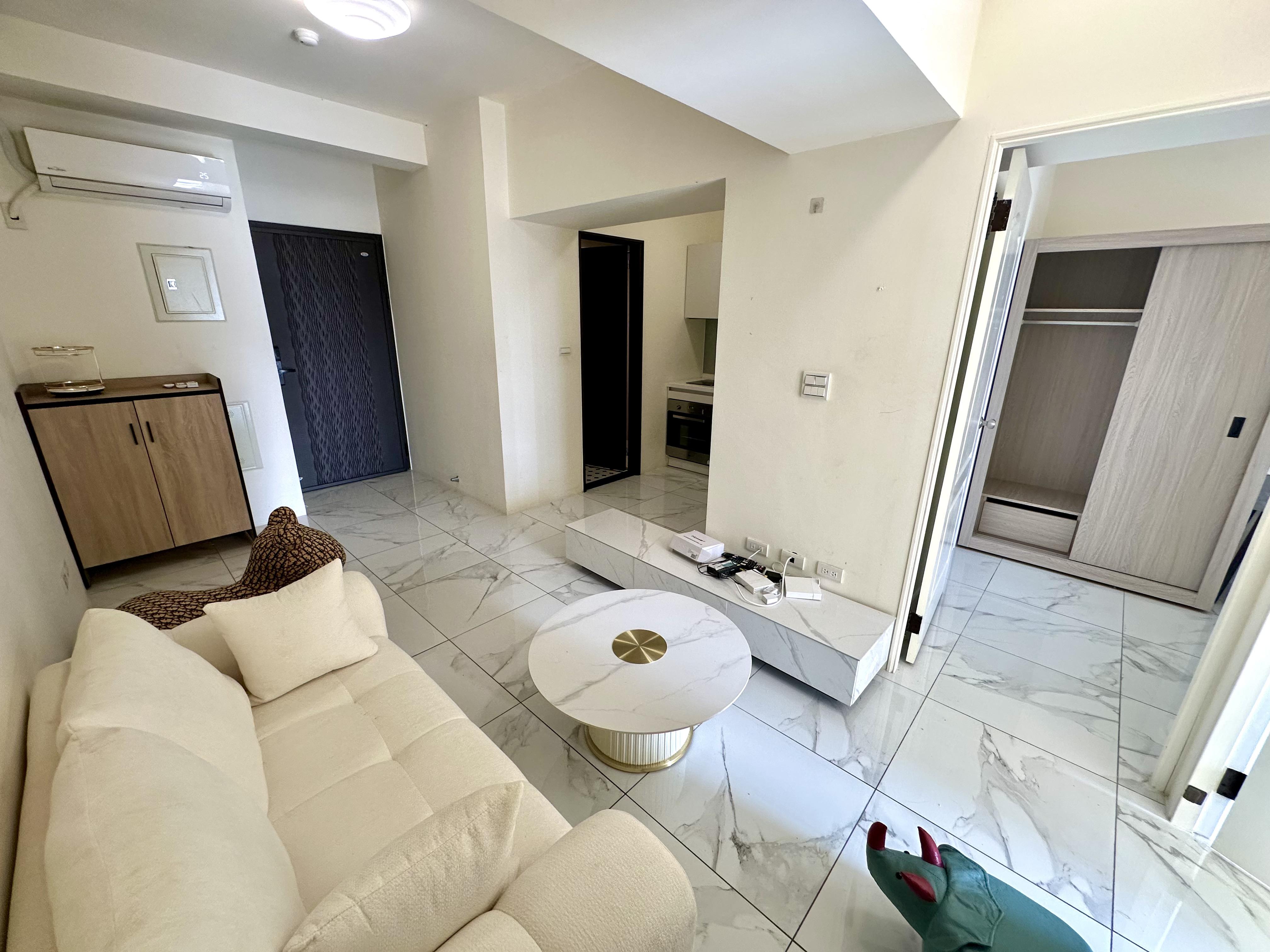 近亞灣區生活機能俱全輕屋齡高樓兩房