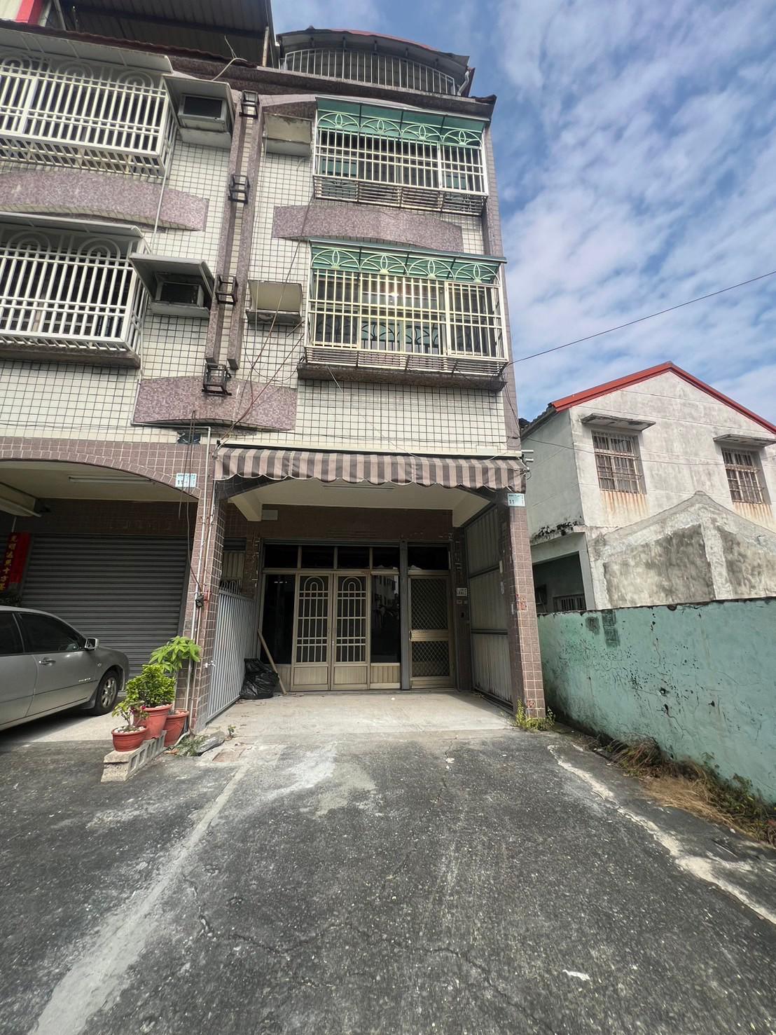 屏東潮州8米路雙車採光邊間大地坪透天