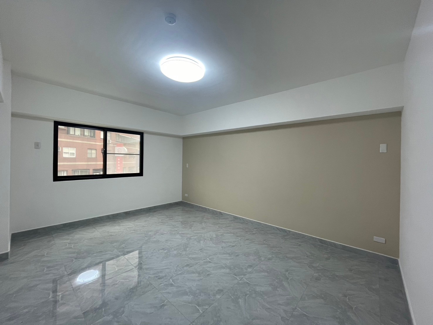 20251209153636623455.jpg 科工館大四房007.jpg