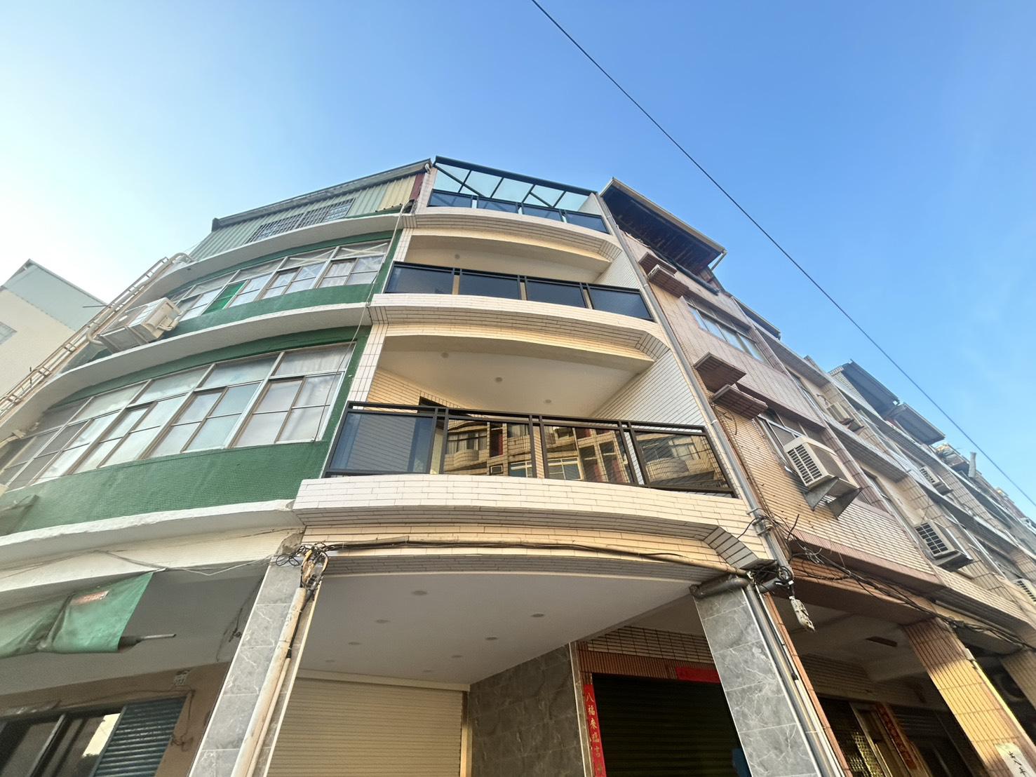 瑞隆商圈｜12米路｜翻新5套房｜超美透天店住