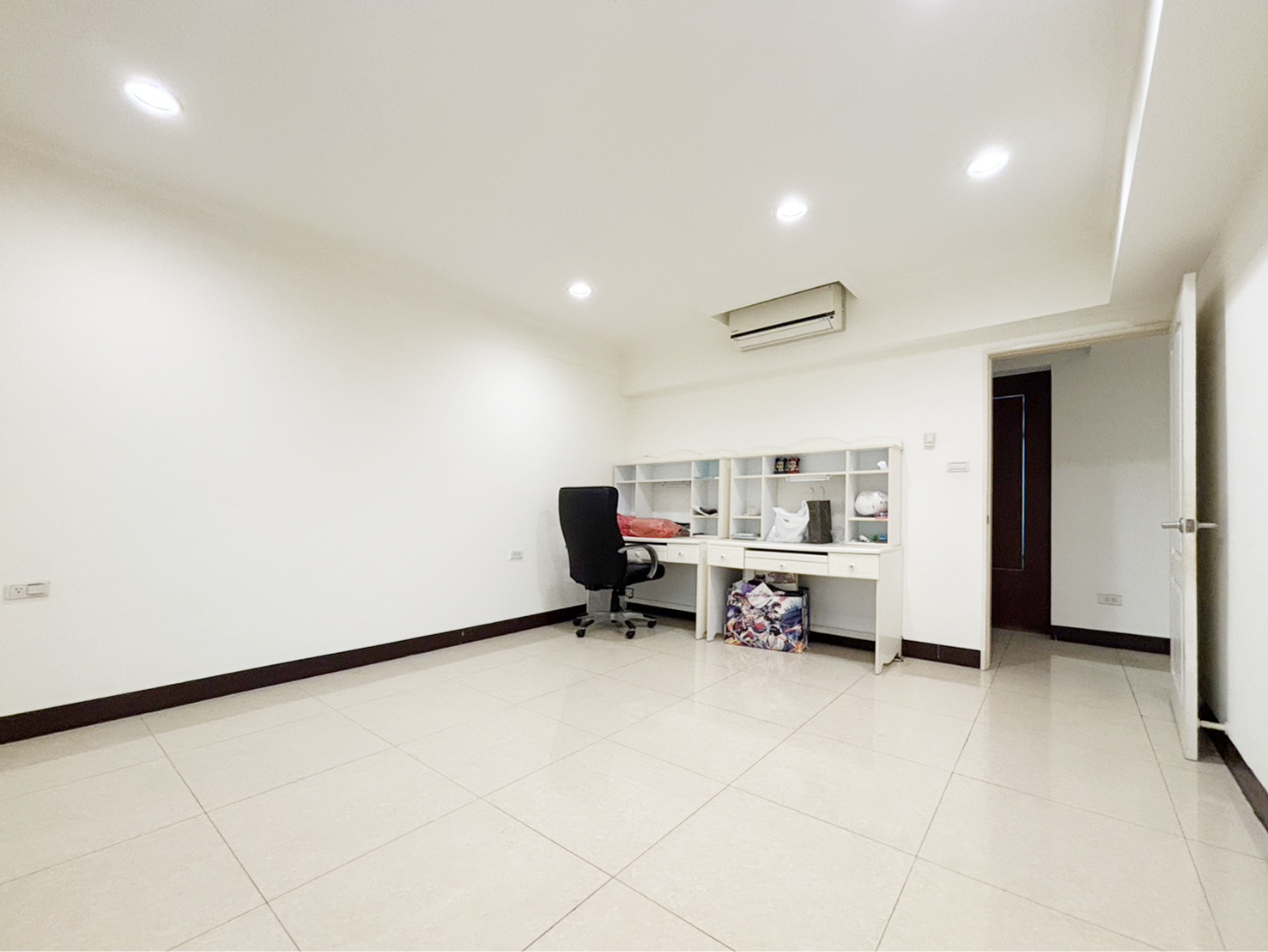 20251219104445718319.jpg 08.jpg