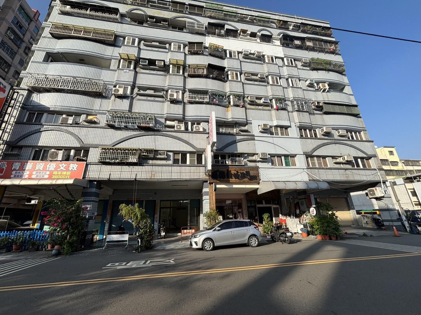 小港桂林商圈/近桂林國小騎樓式店面