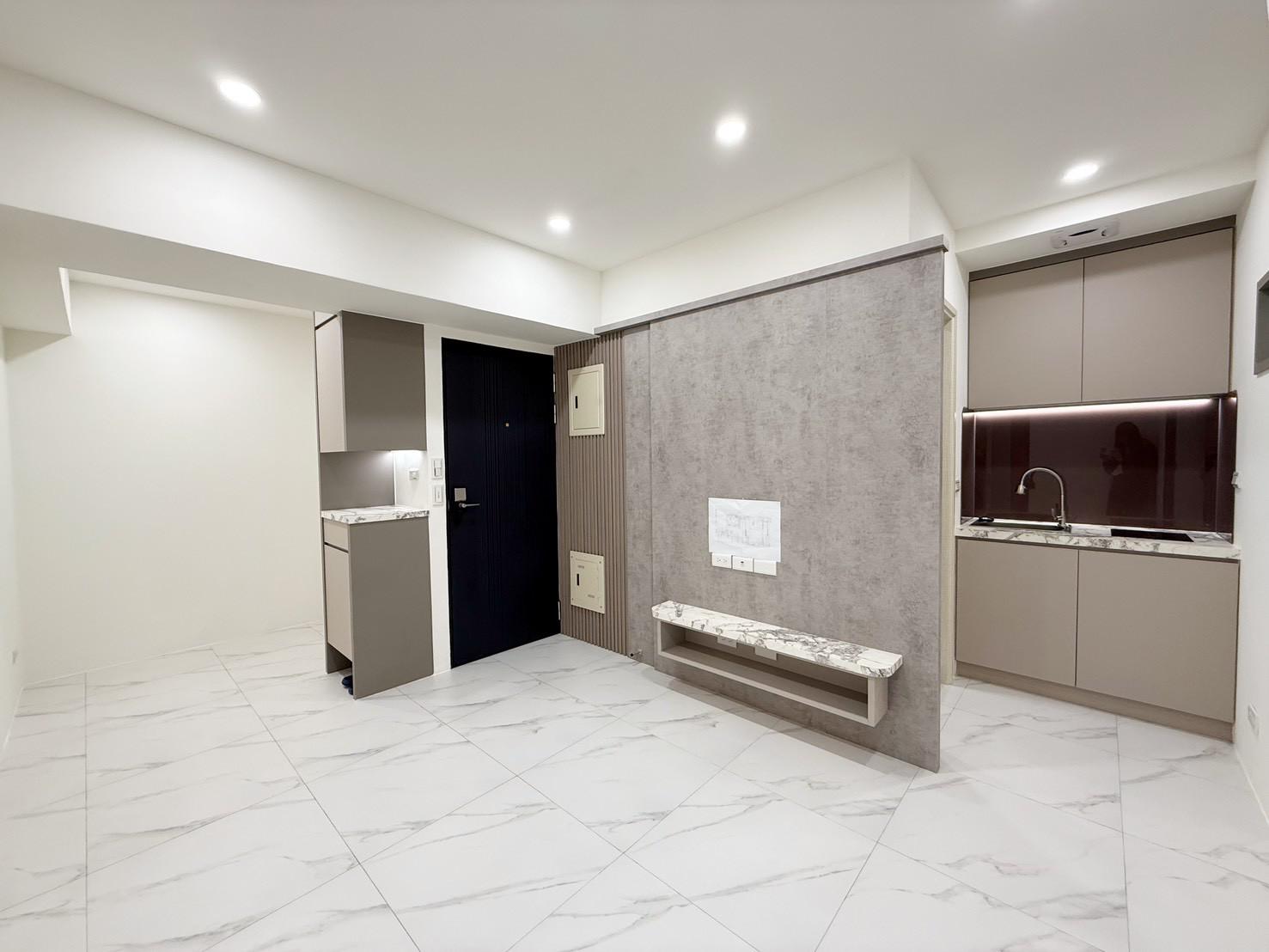 高雄車站｜美麗島捷運｜全新裝潢1+1房