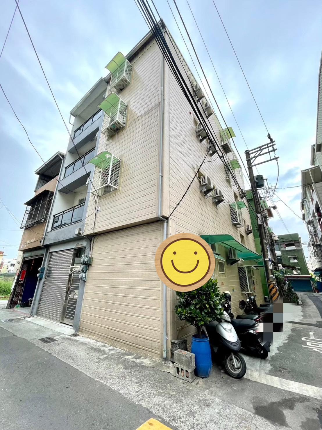 大寮高投報>免整理>11間收租套房大邊間透天