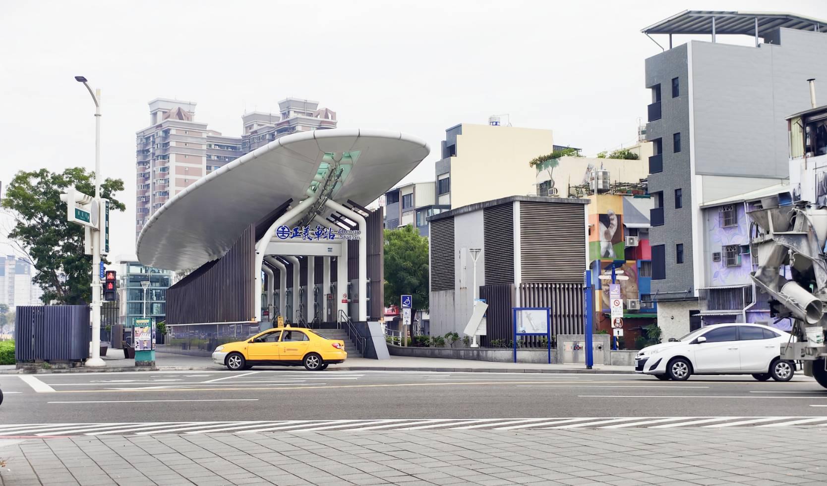 正義車站/鳳山中學~可停車全屋翻新透天厝