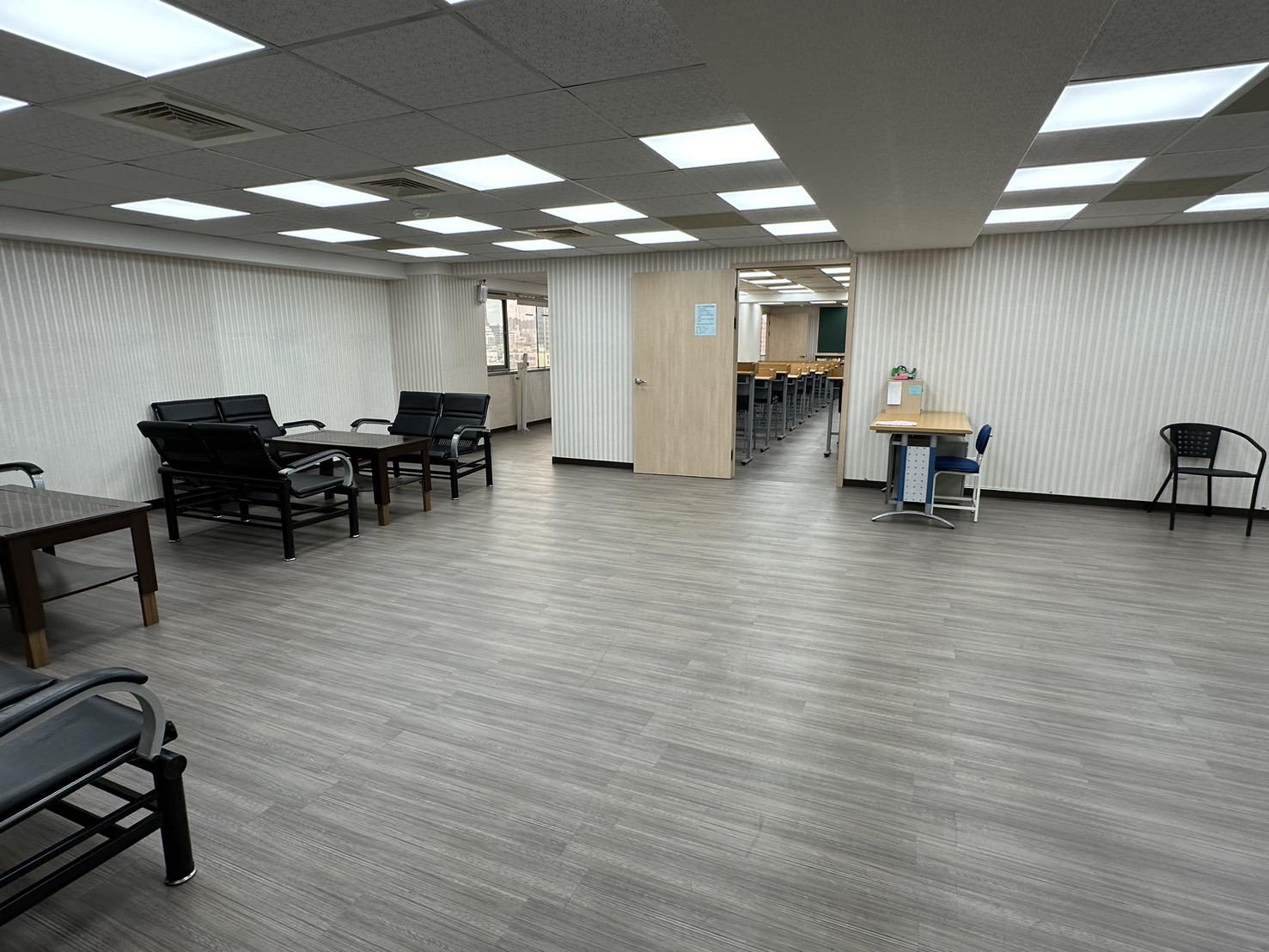 高雄站前金礦大樓一層一戶商辦(四)