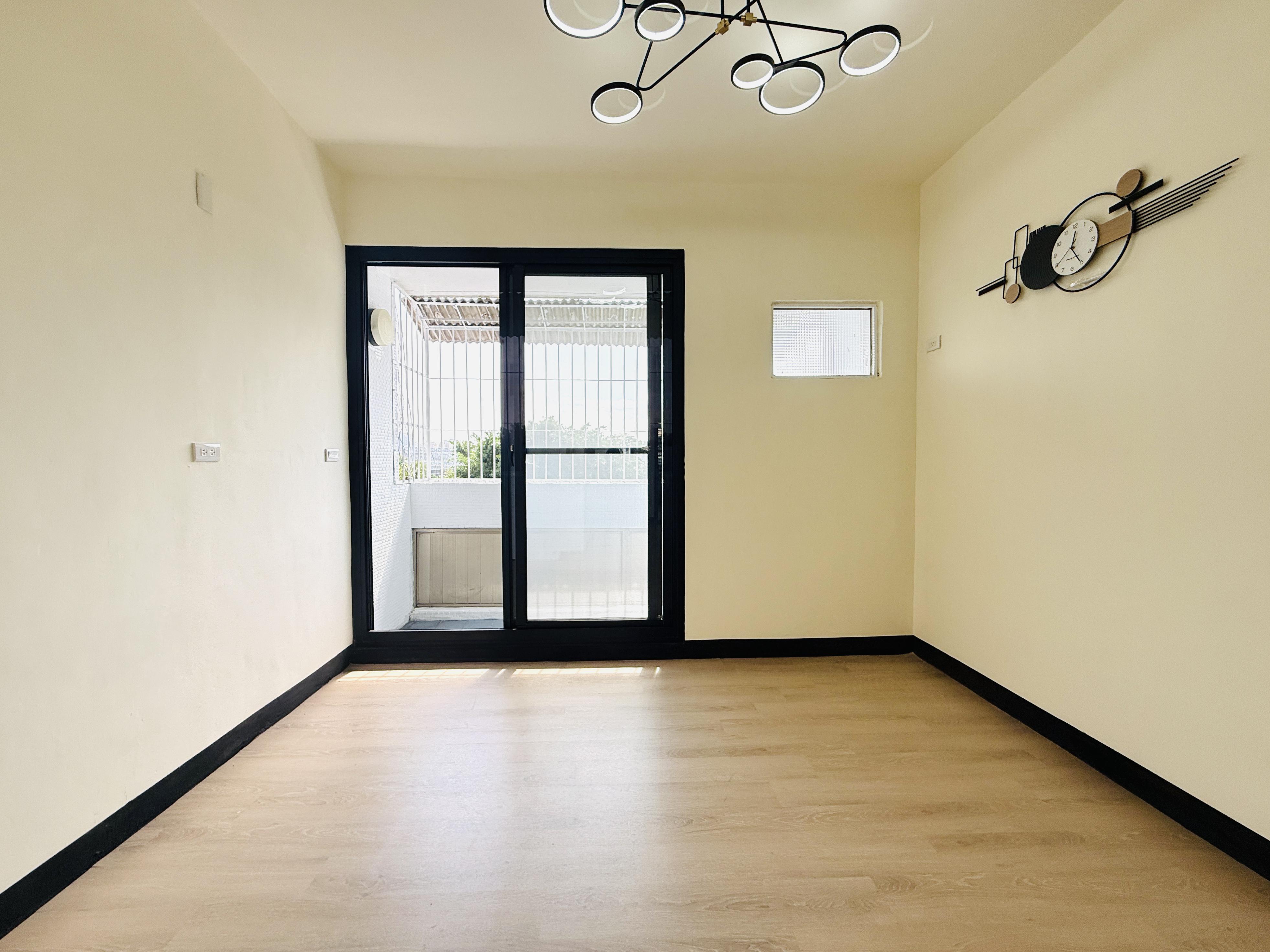 輕軌旁～英明/武慶雙商圈採光三房美寓