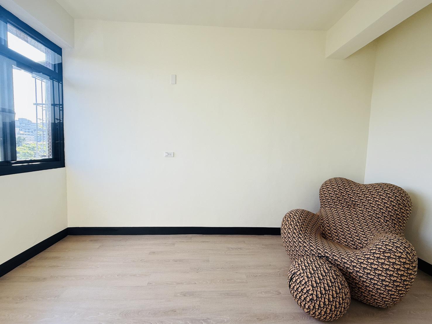 輕軌旁～英明/武慶雙商圈採光三房美寓