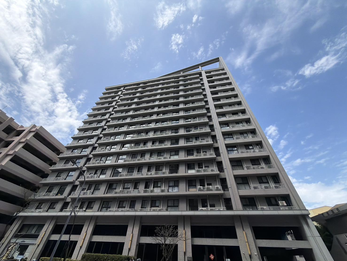 輕屋齡近楠梓車站天天微笑三房平車