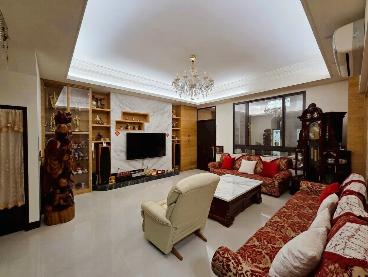 仁雄商圈最超值大地坪3拼車庫精美電梯車墅