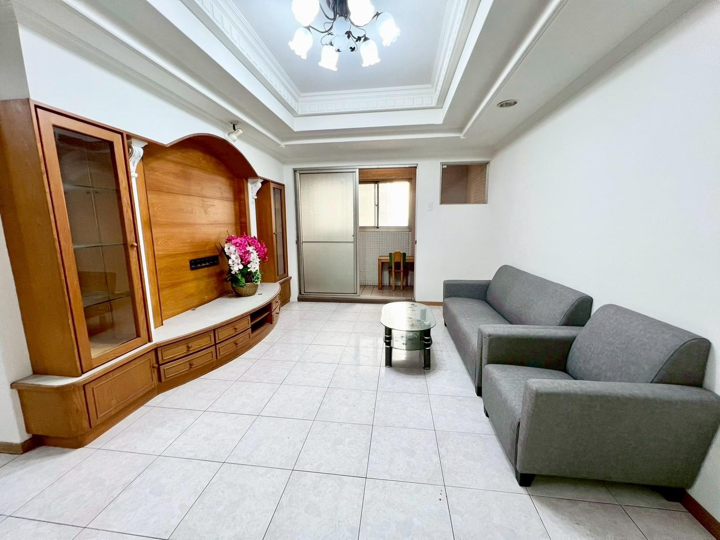 高醫商圈vs果菜市場高樓層典雅三房