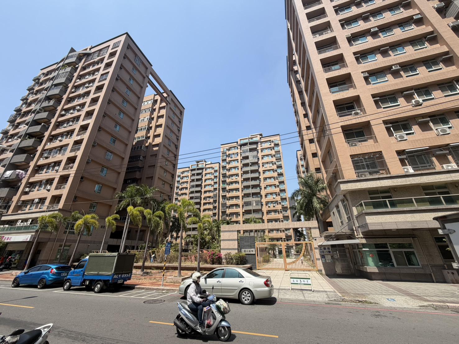 鳳山新城高樓景觀大三房平車