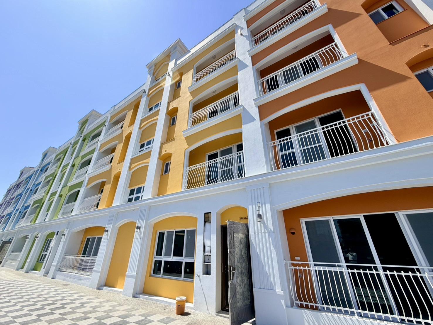 大鵬灣面寬14米全新6套房波希米亞風