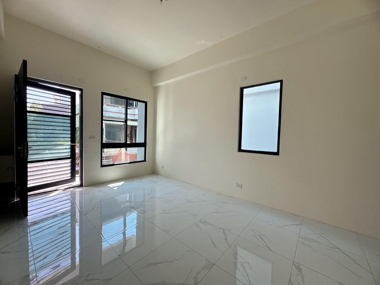 内埔好山好水好養生近榮總全新好停車透天Ⅳ