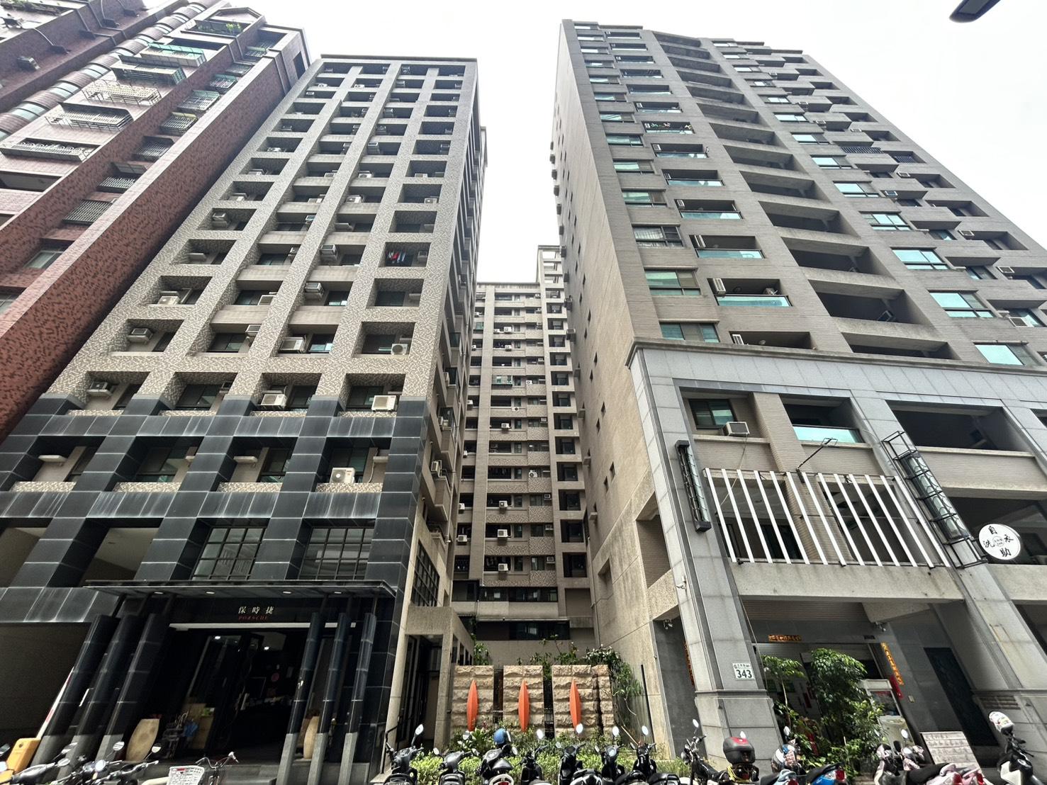 左營高鐵｜生態園區｜蓮池潭|高樓邊間景觀三房