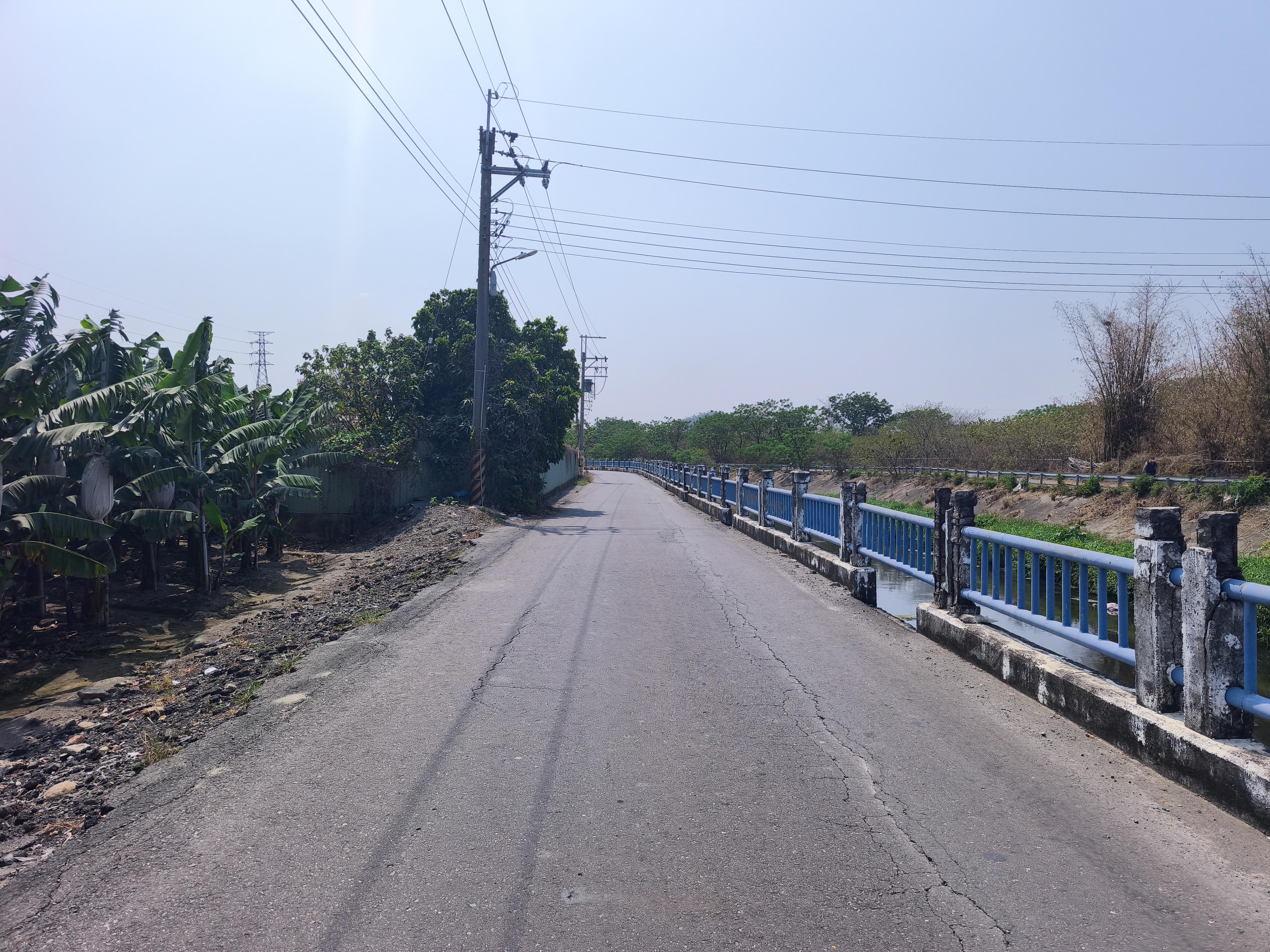 大寮會結農地(水泥已填平可停大車)