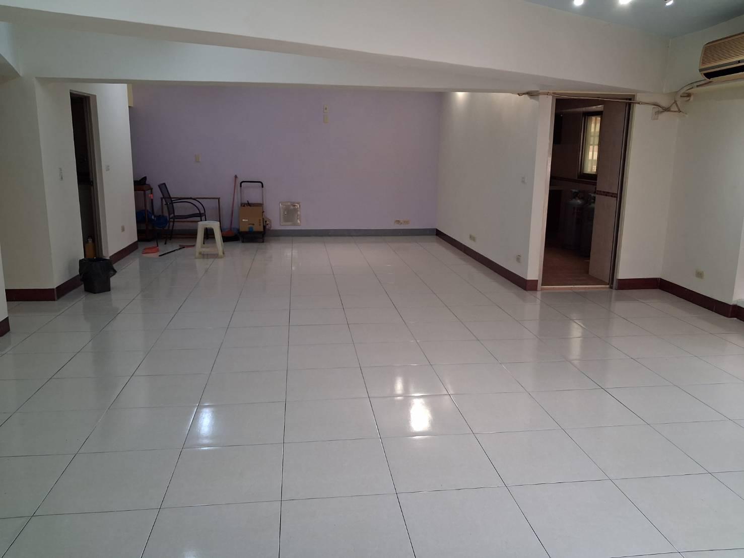 駁二特區大坪數捷運輕軌採光房