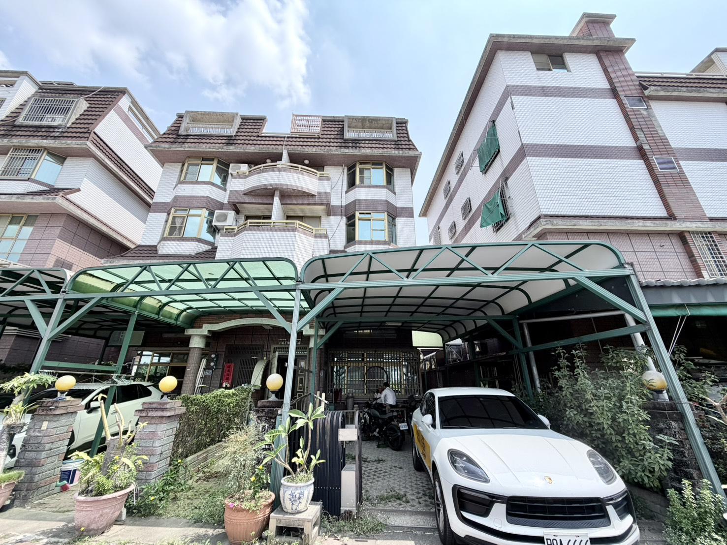 小坪國小旁7米大面寬併排雙車豪邸