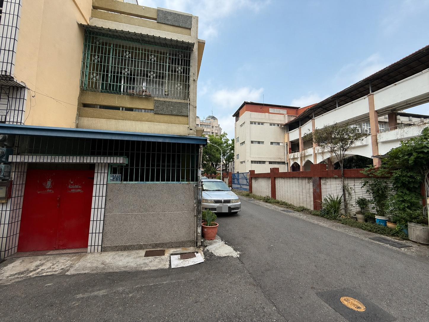 鳳山珍稀邊間宅/南和街兩層大格局透天