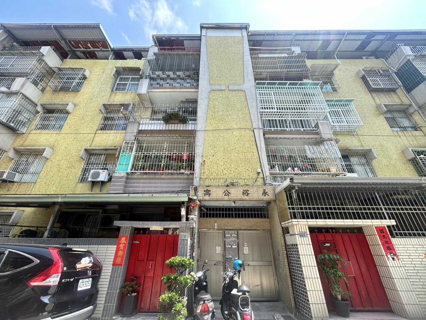 陽台進出！三多福康國小輕軌3樓美寓