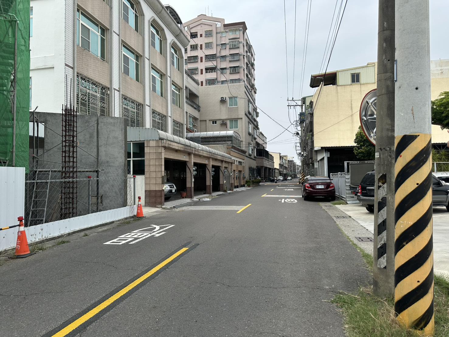 路竹自由街社區臨路8米建地