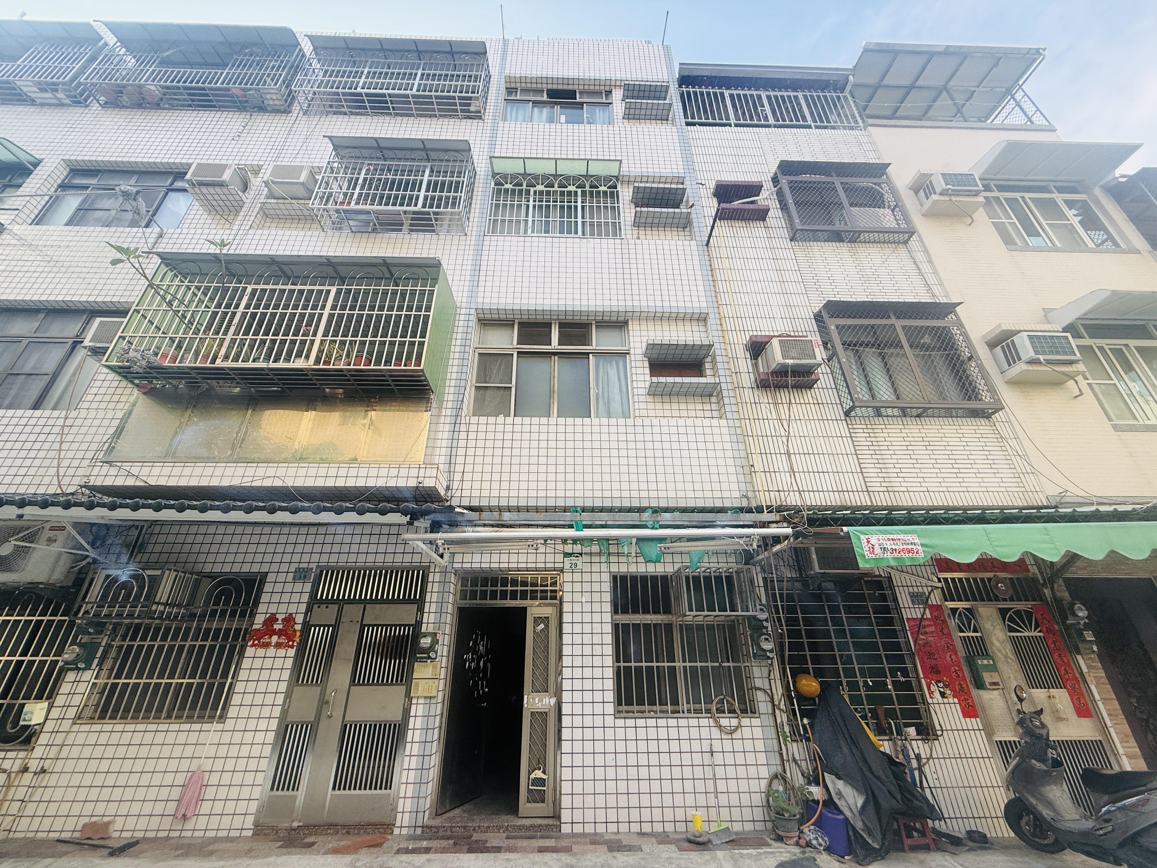 中都三民國小旁*採光方正活巷美透天