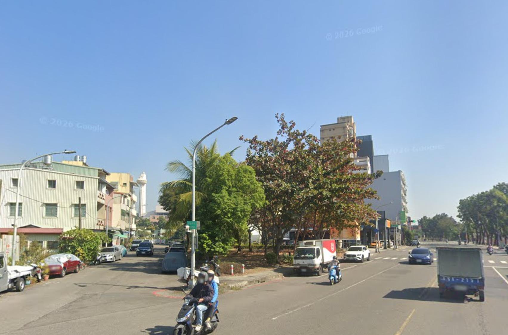文藻＆金鼎商圈/大面寬5.7米/住四方正建地